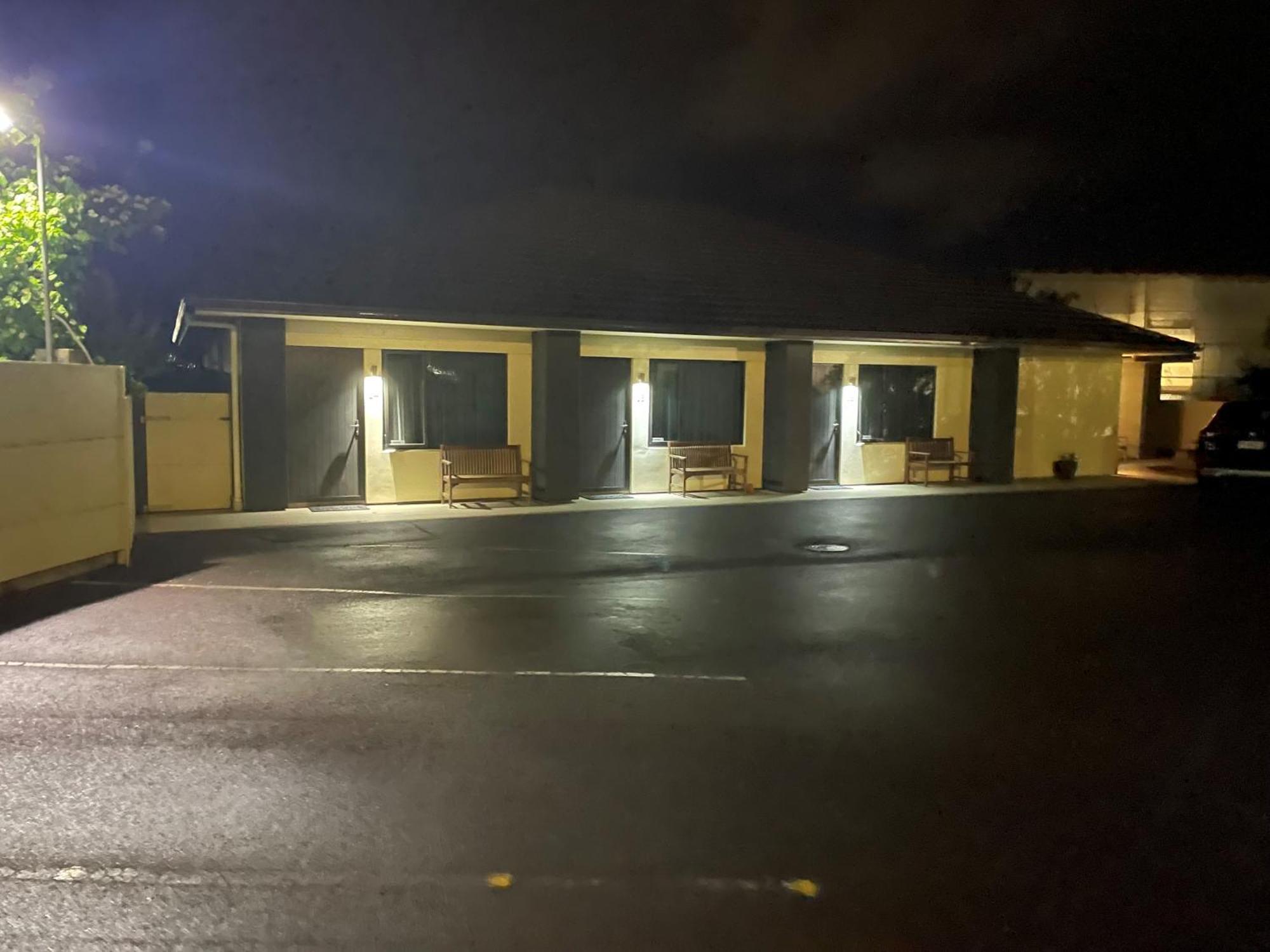 Kauri Court Motel Πάλμερστον Νορθ Εξωτερικό φωτογραφία