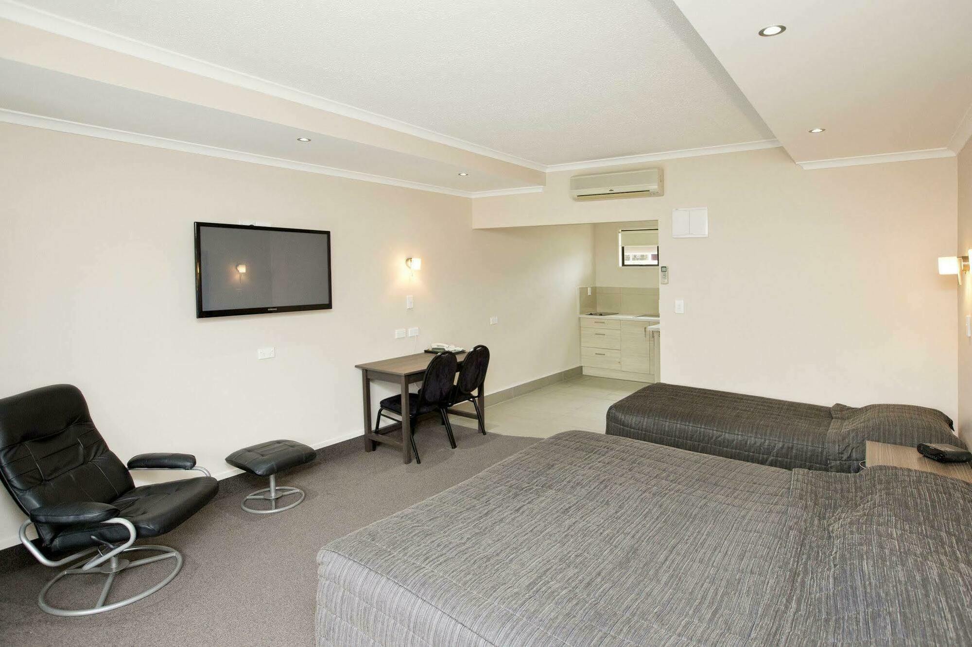 Kauri Court Motel Πάλμερστον Νορθ Εξωτερικό φωτογραφία